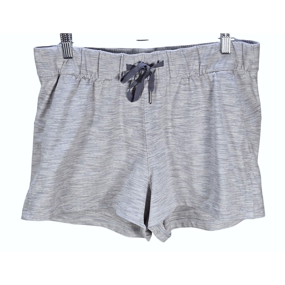Women's Lululemon Size 10 On The Fly Shorts Gray White Striped‎ Athleisure